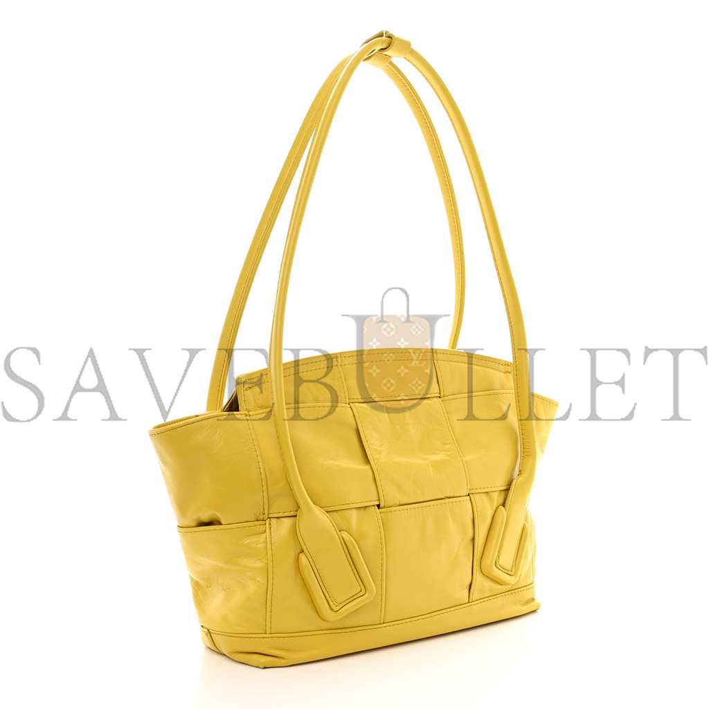 BOTTEGA VENETA PAPER CALFSKIN MAXI INTRECCIATO SMALL ARCO MIRABELLE (22*19*8cm)