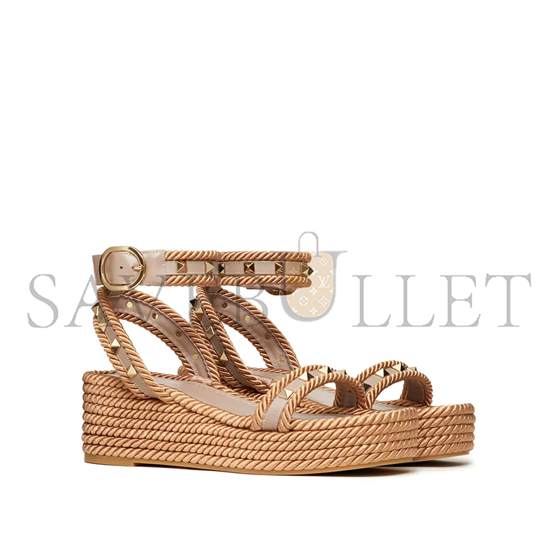 VALENTINO ROCKSTUD FLATFORM SANDAL IN CALFSKIN 45MM 6W2S0GI3BAE_P45 VALENTINO ROCKSTUD FLATFORM SANDAL IN CALFSKIN 45MM 6W2S0GI3BAE_P45